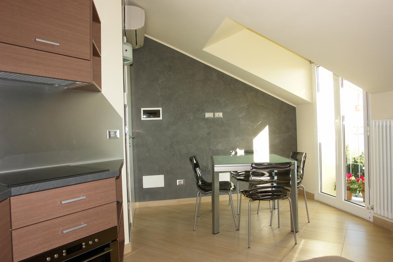 Residence Villa Carmen Fronte Mare A 50 Mt Pietra Ligure Exterior foto